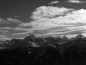 Walliseralpen gesehen vom Gemmipass